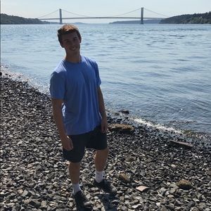 Meet your Posher, Harrison